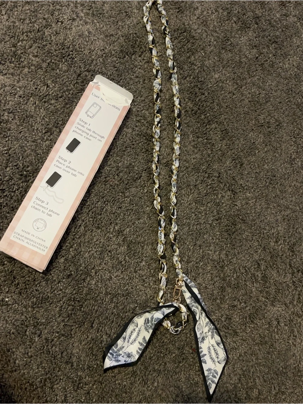 Source Unknown Black and Gold Crossbody Phone Chain